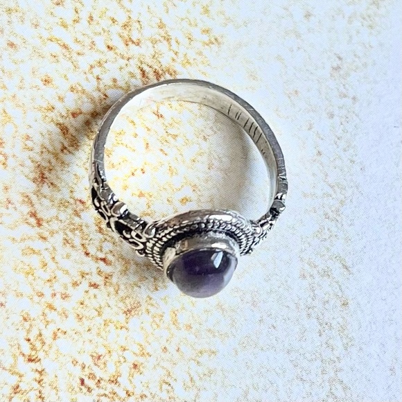 Amethyst Gemstone Ring Size 6 Silver Plated-Handmade - Picture 6 of 7